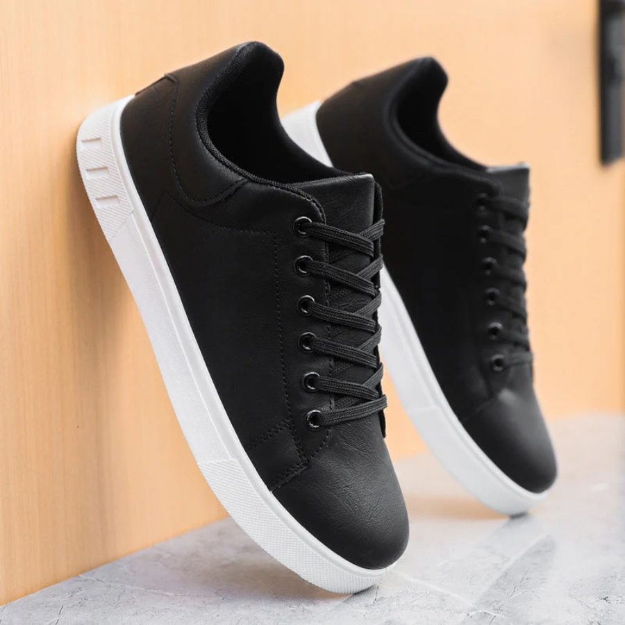 Men's Contrast Sole Lace-Up Low Top Sneakers