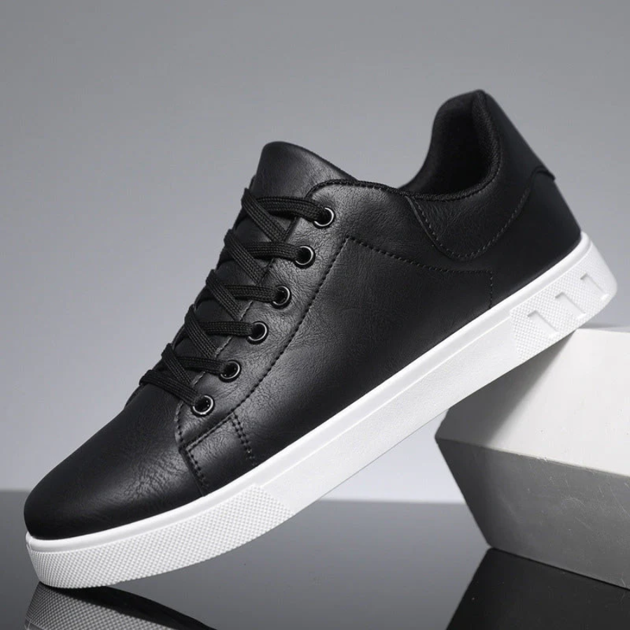 Men's Contrast Sole Lace-Up Low Top Sneakers