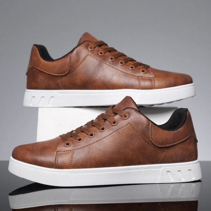 Men's Contrast Sole Lace-Up Low Top Sneakers