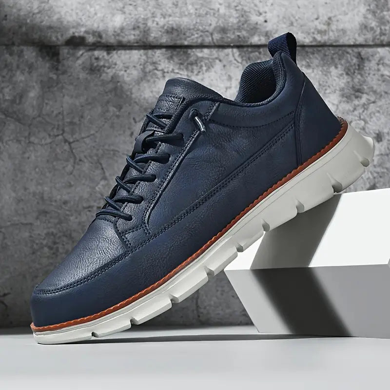 Men's Lace-Up Round Toe Low-Top Sneakers
