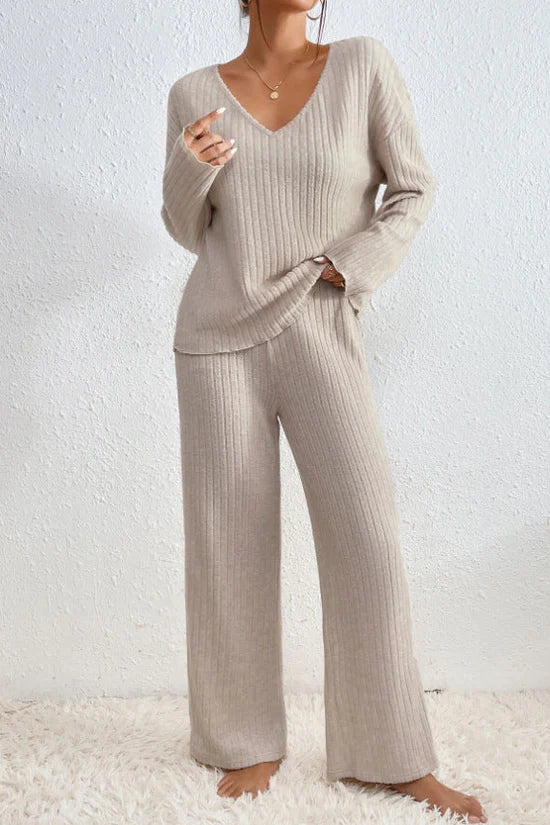 Women's Ribbed Knit V-Neck Two-Piece Lounge Set