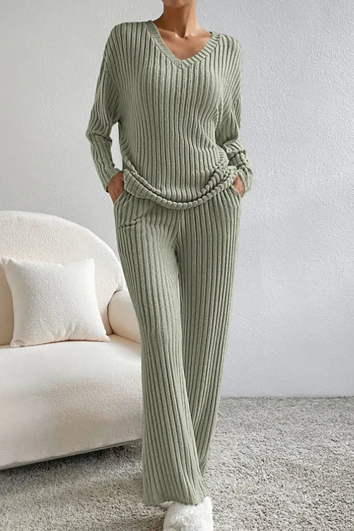 Women's Ribbed Knit V-Neck Two-Piece Lounge Set